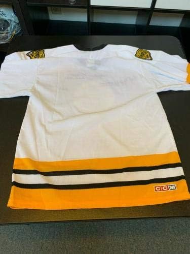 Milt Schmidt potpisao je teško upisane autentične Bruins dres u Bostonu JSA COA - autogramirani NHL dresovi